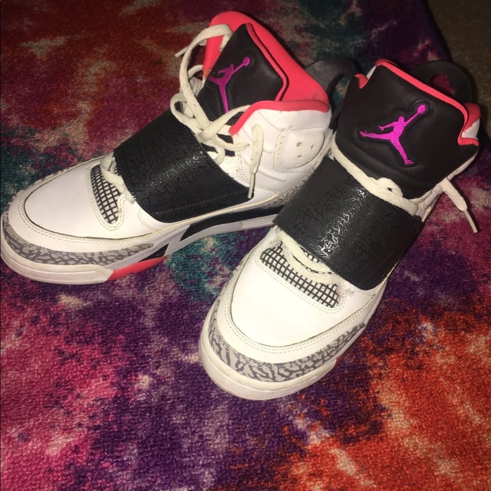 Jordan son of mars orange